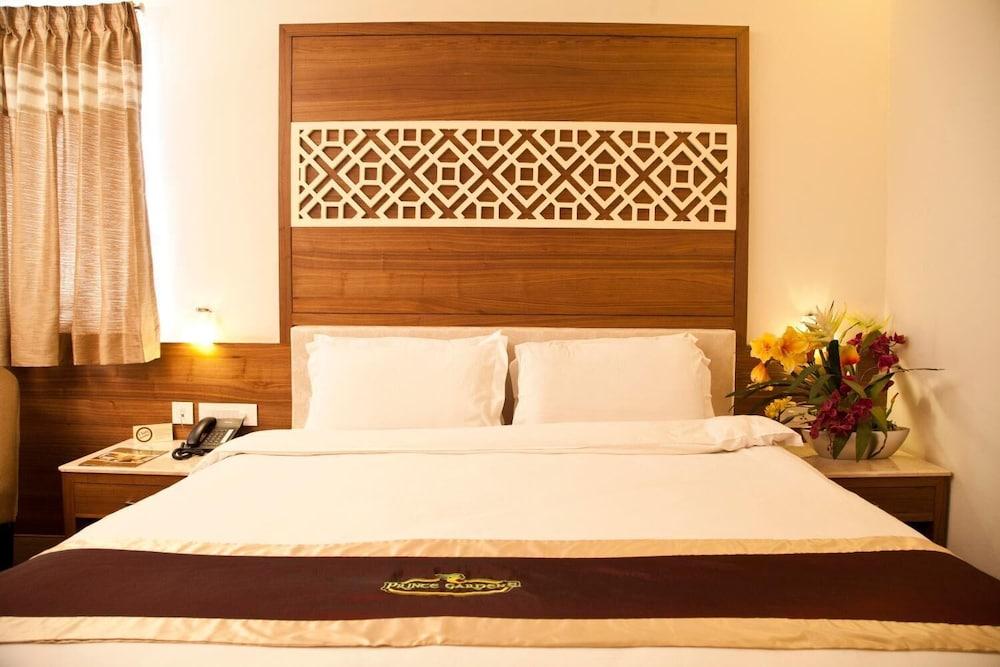 Hotel Prince Gardens Коимбатур Экстерьер фото