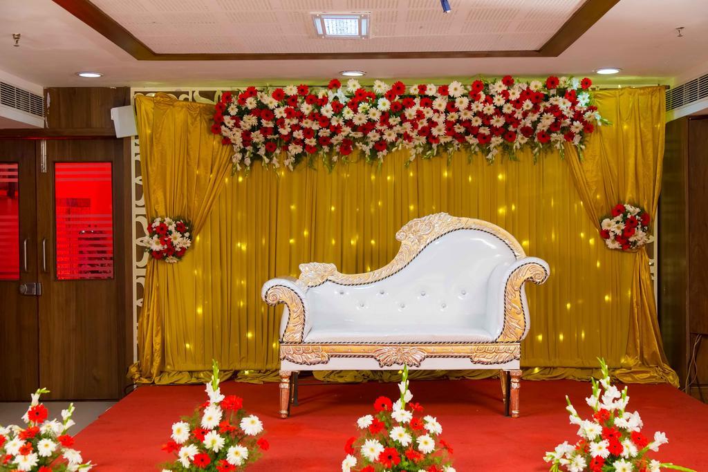 Hotel Prince Gardens Коимбатур Экстерьер фото