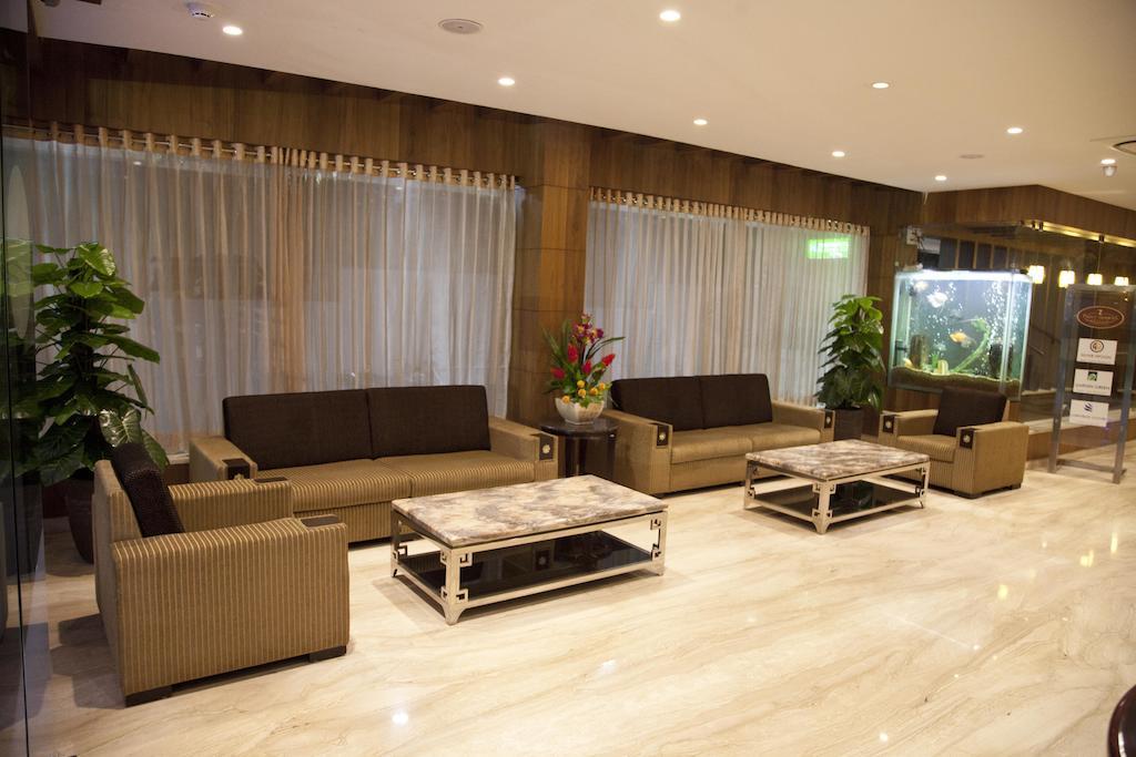 Hotel Prince Gardens Коимбатур Экстерьер фото