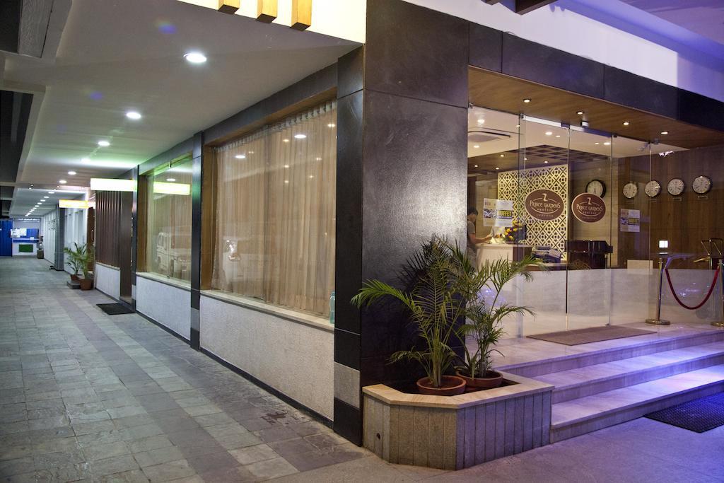 Hotel Prince Gardens Коимбатур Экстерьер фото