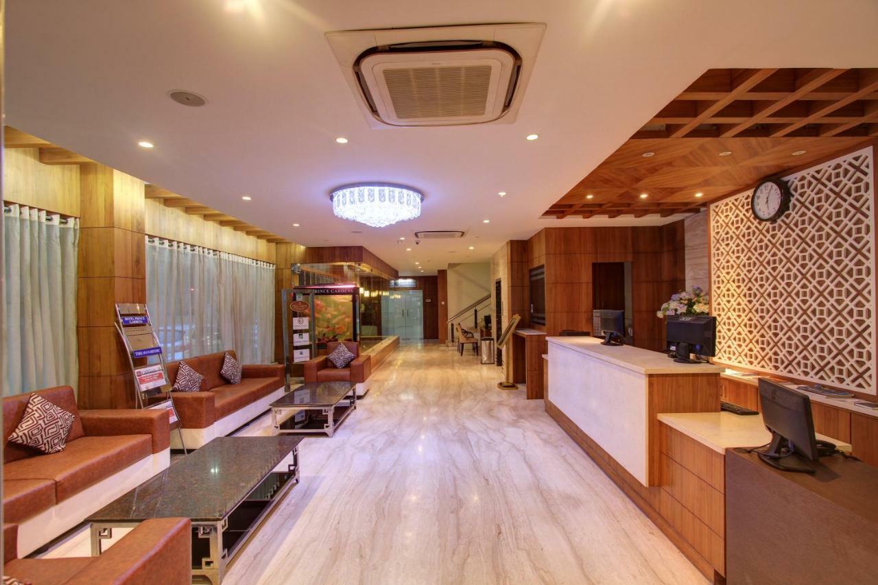 Hotel Prince Gardens Коимбатур Экстерьер фото